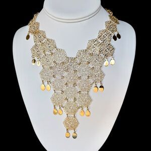 VENDOME Articulated Filigree Gold Tone Scalloped Links Necklace Vintage Jewelry